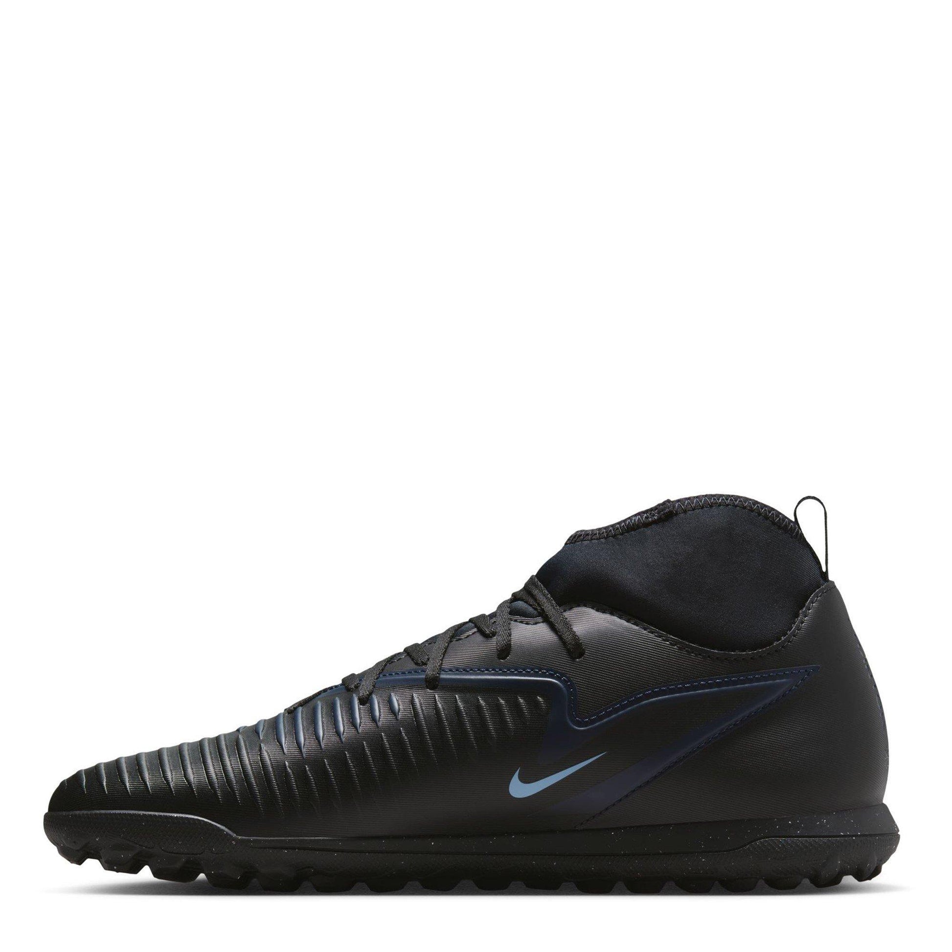 Nike Phantom 6 Club Adults Astro Turf Football Boots