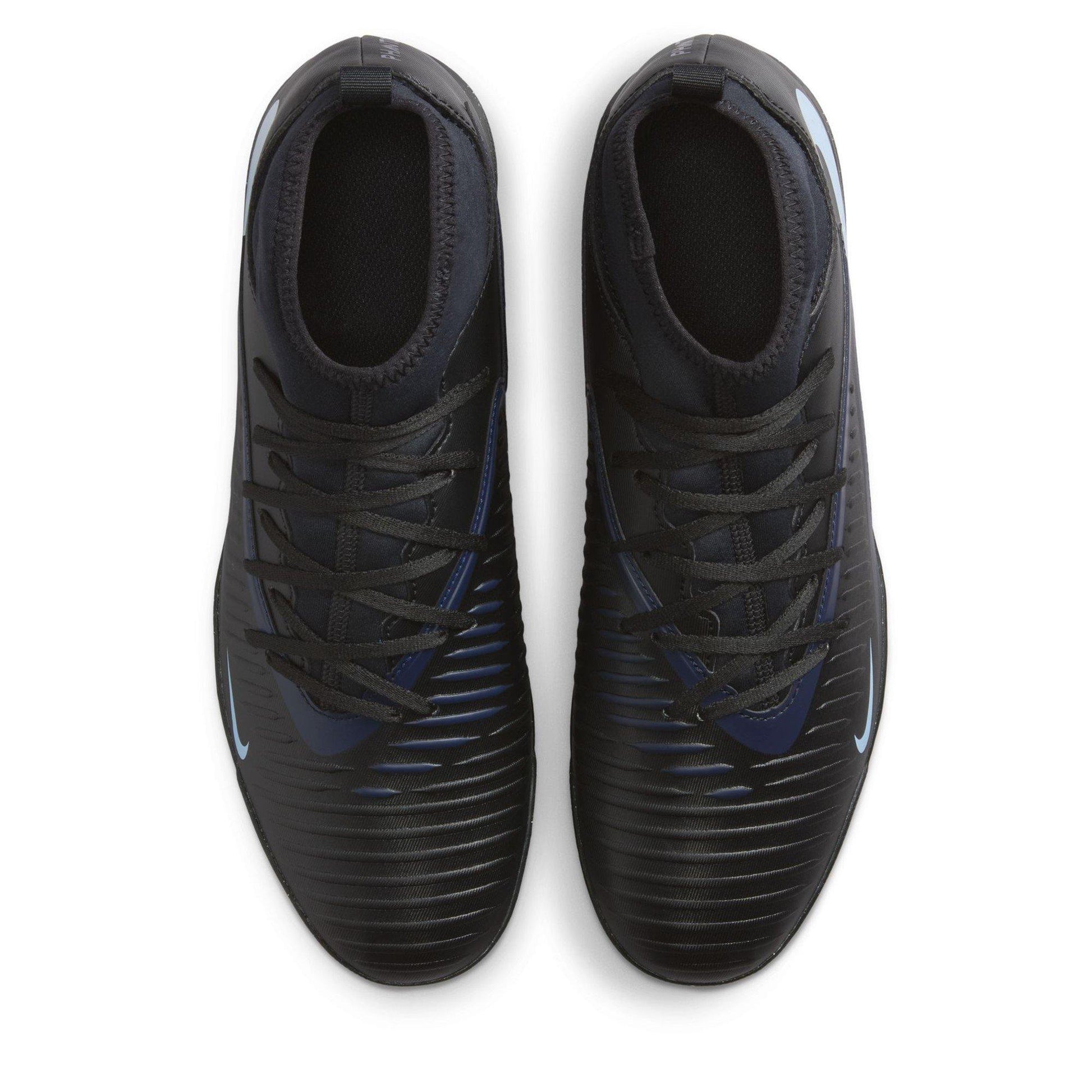 Nike Phantom 6 Club Adults Astro Turf Football Boots