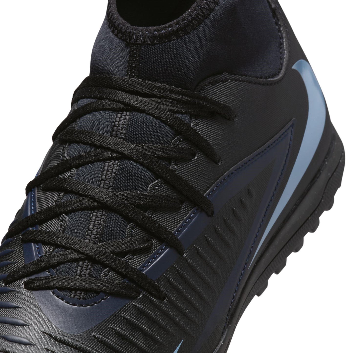 Nike Phantom 6 Club Adults Astro Turf Football Boots