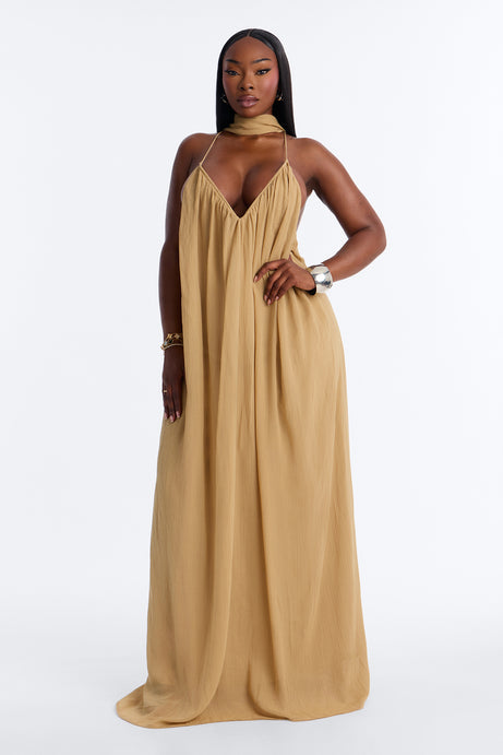 Elara Flowy Maxi Dress