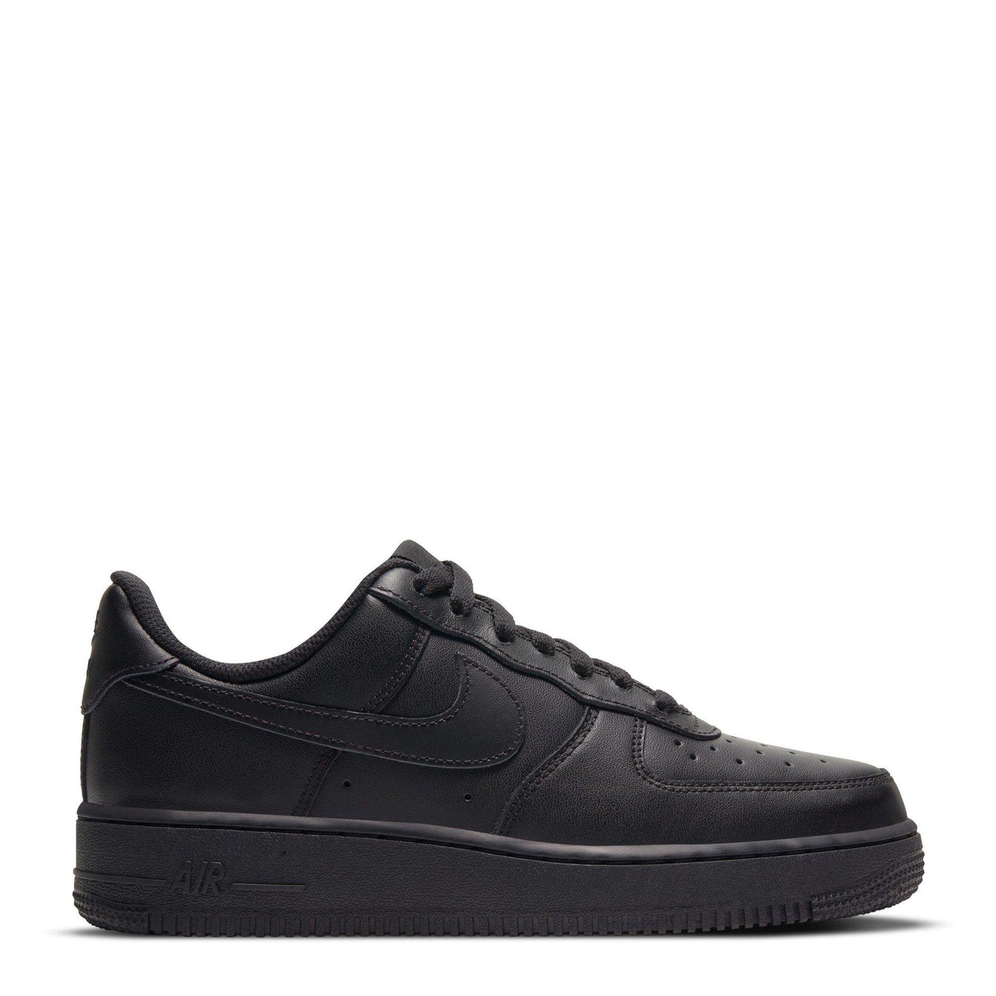 Nike Women's Air Force 1 07 Trainers