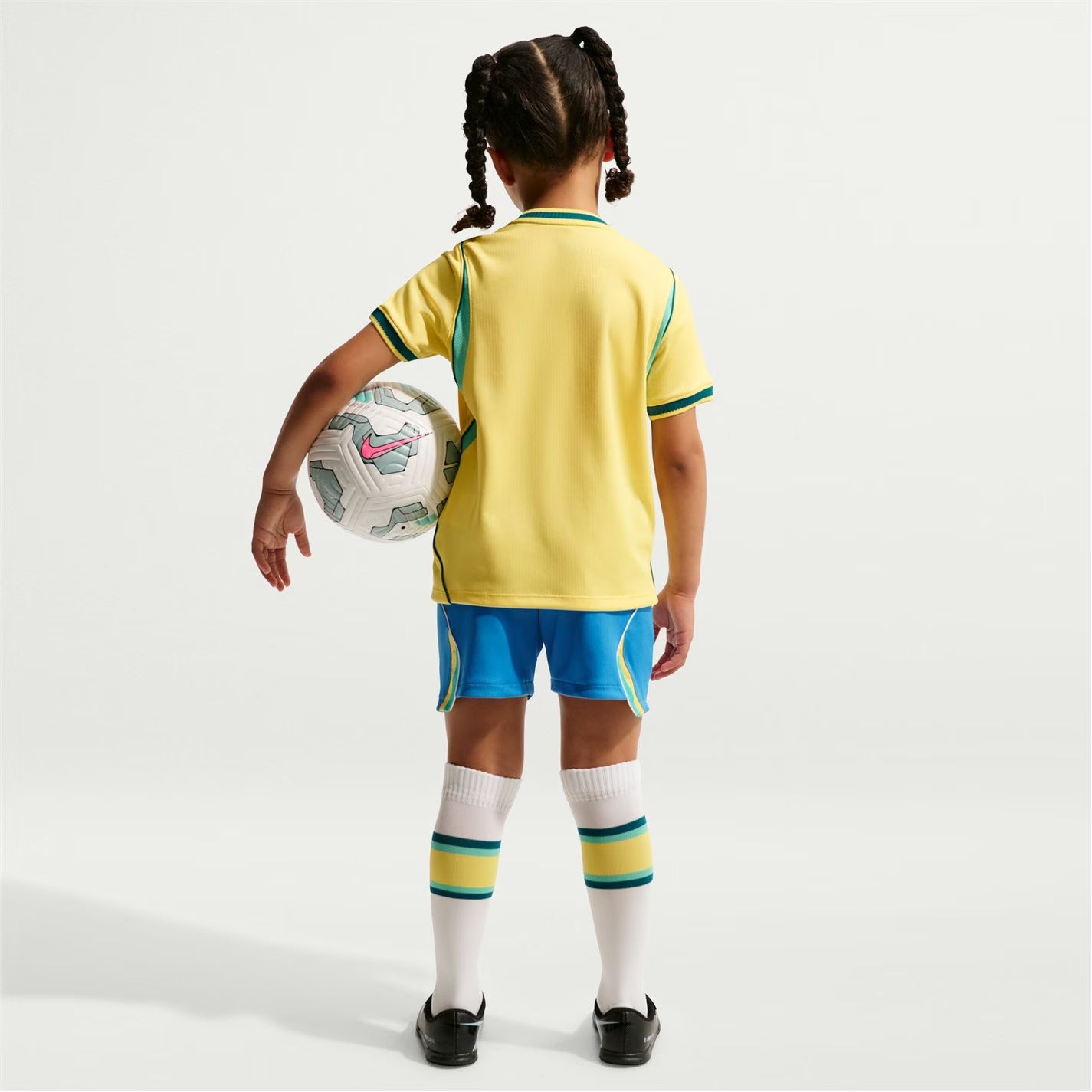 Nike Unisex Kids Brazil World Cup™ 2026 Mini Kit