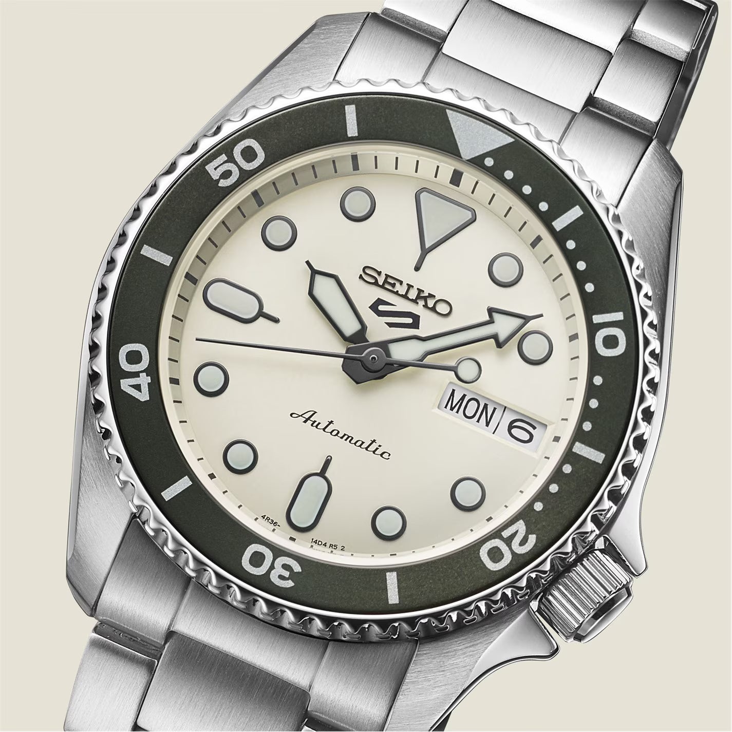 SEIKO Men's Sports Auto Analogue Watches