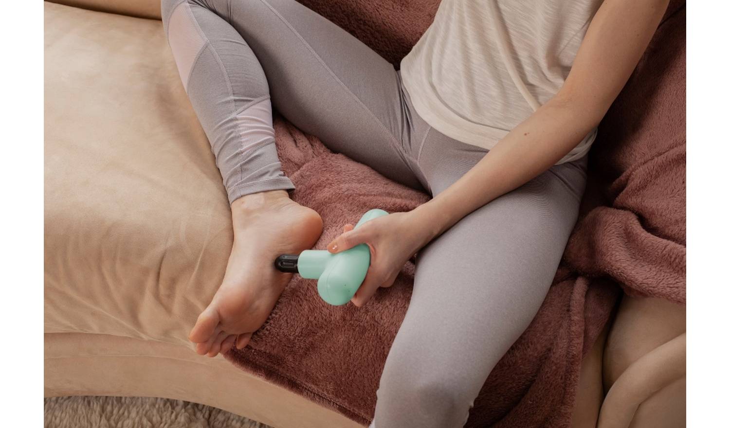 Lola Mint Green Massage Gun