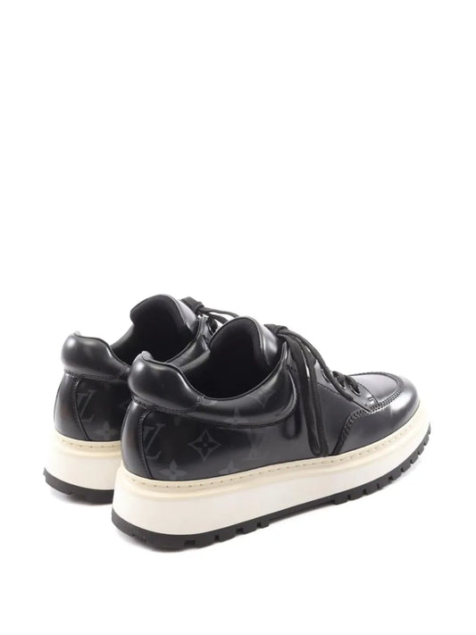Louis Vuitton Pre-Owned monogram-pattern leather sneakers