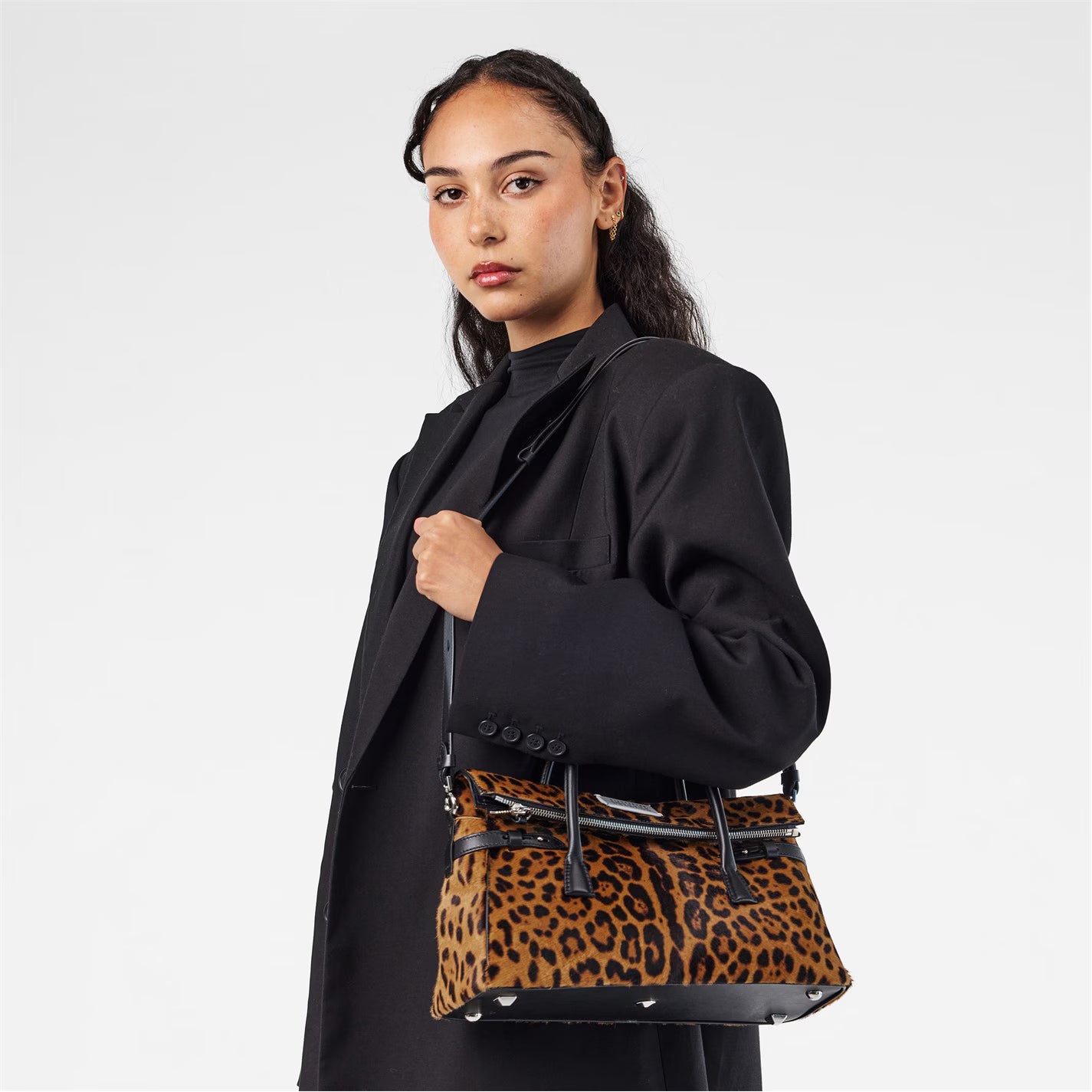 Women's Love to Death Tote Bags