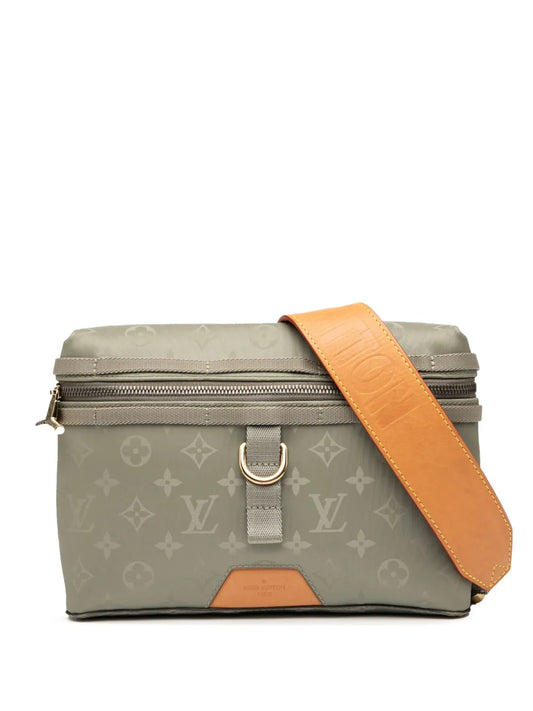 Louis Vuitton Pre-Owned 2021-2025 Monogram Titanium Messenger PM crossbody bag