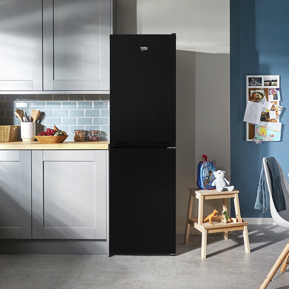 Beko CFG4582B Freestanding Fridge Freezer - Black