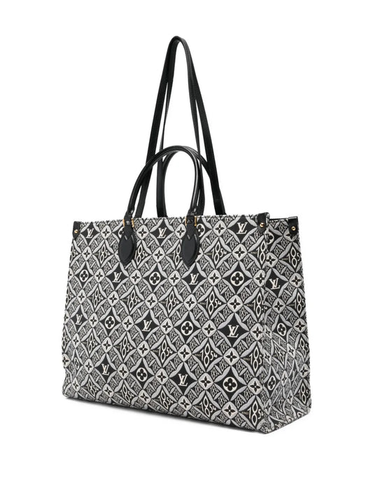 Louis Vuitton Pre-Owned Louis Vuitton OnTheGo GM jacquard-monogram tote bag