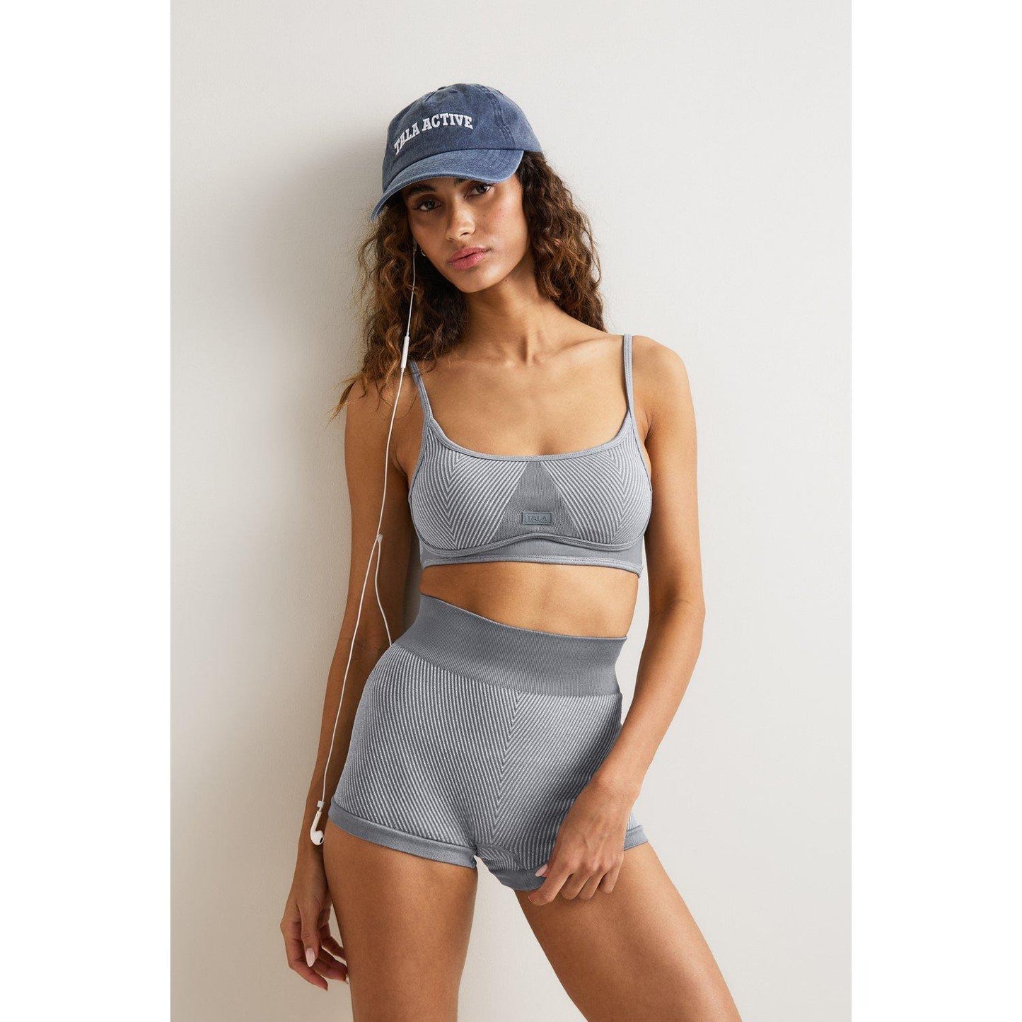 TALA SCULPT SEAMLESS CONTRAST RIB SHORT