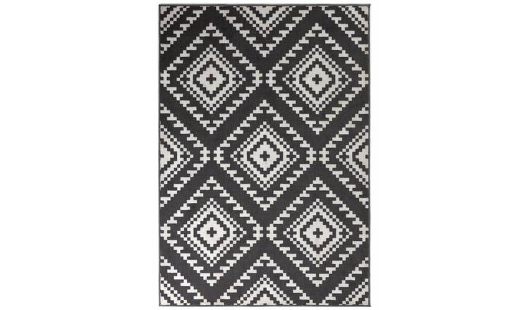 Habitat Global Geometric Grey Cut Pile Rug - 120x170cm