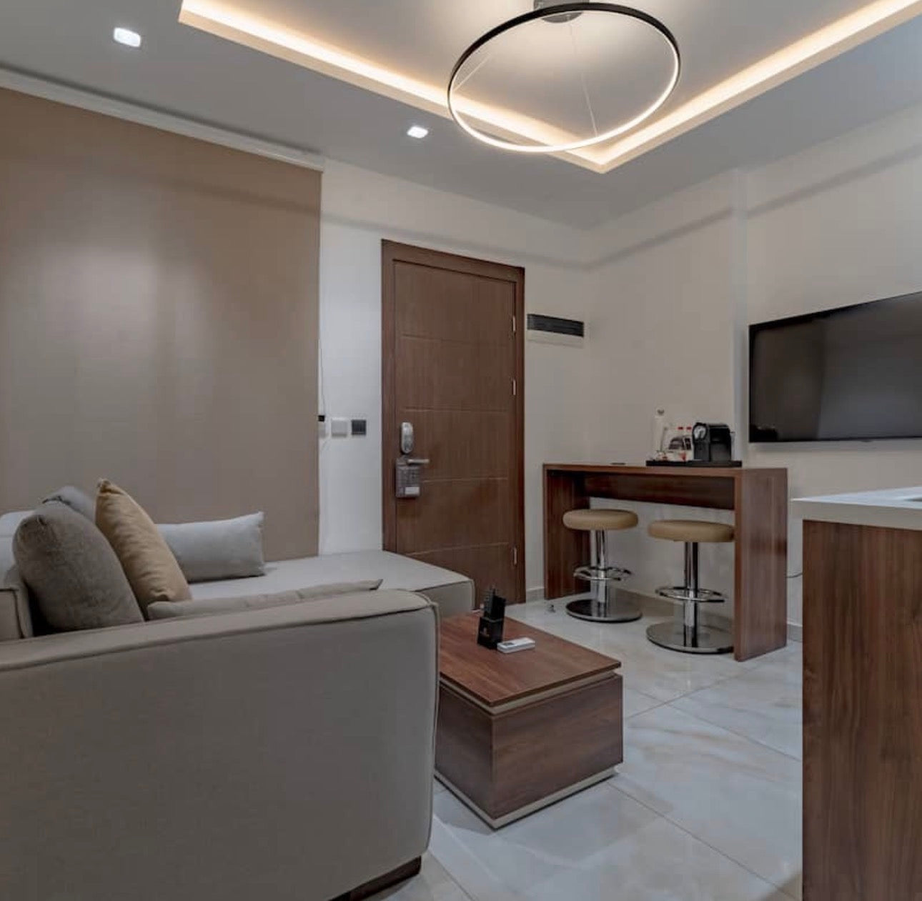 Shared Ownership at Pelican Hotel Apartments in Cantonment Accra Ghana