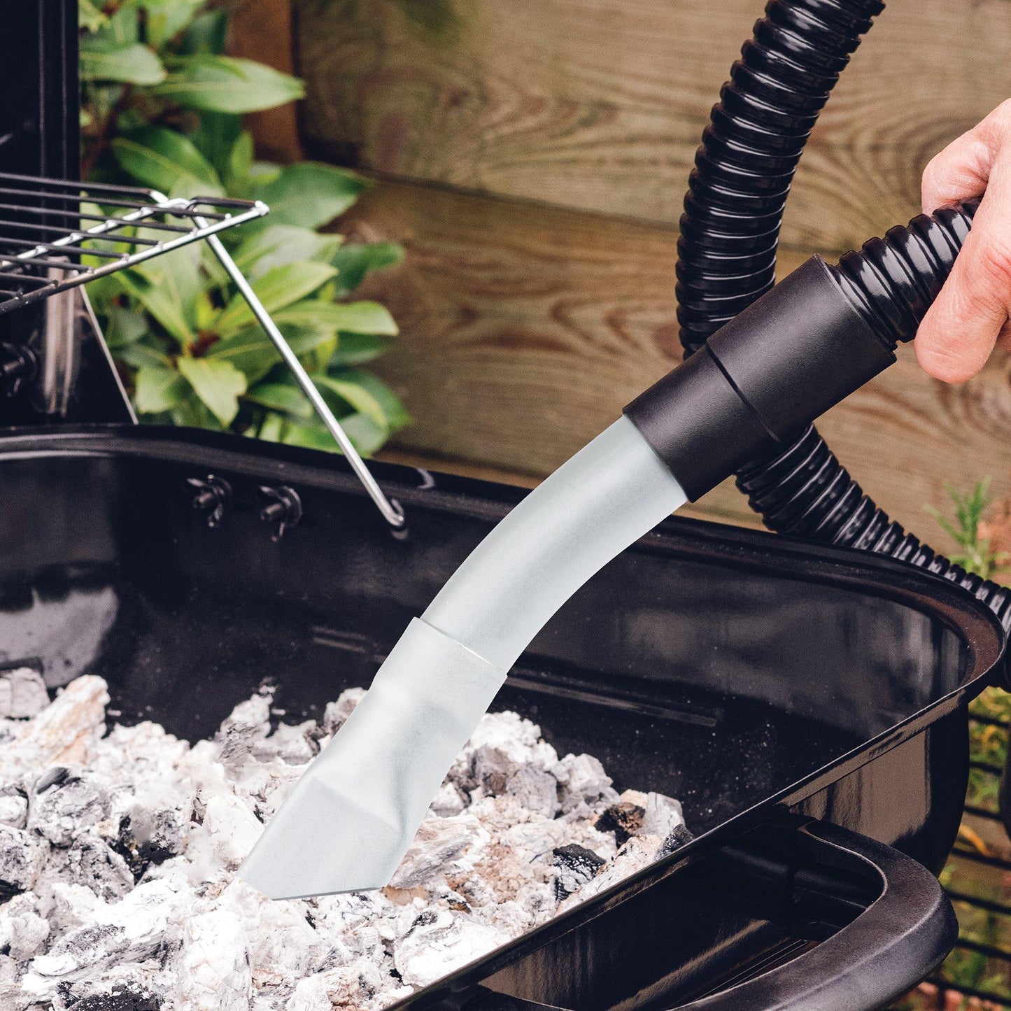 6l 600W COMPACT ASH VACUUM CLEANER