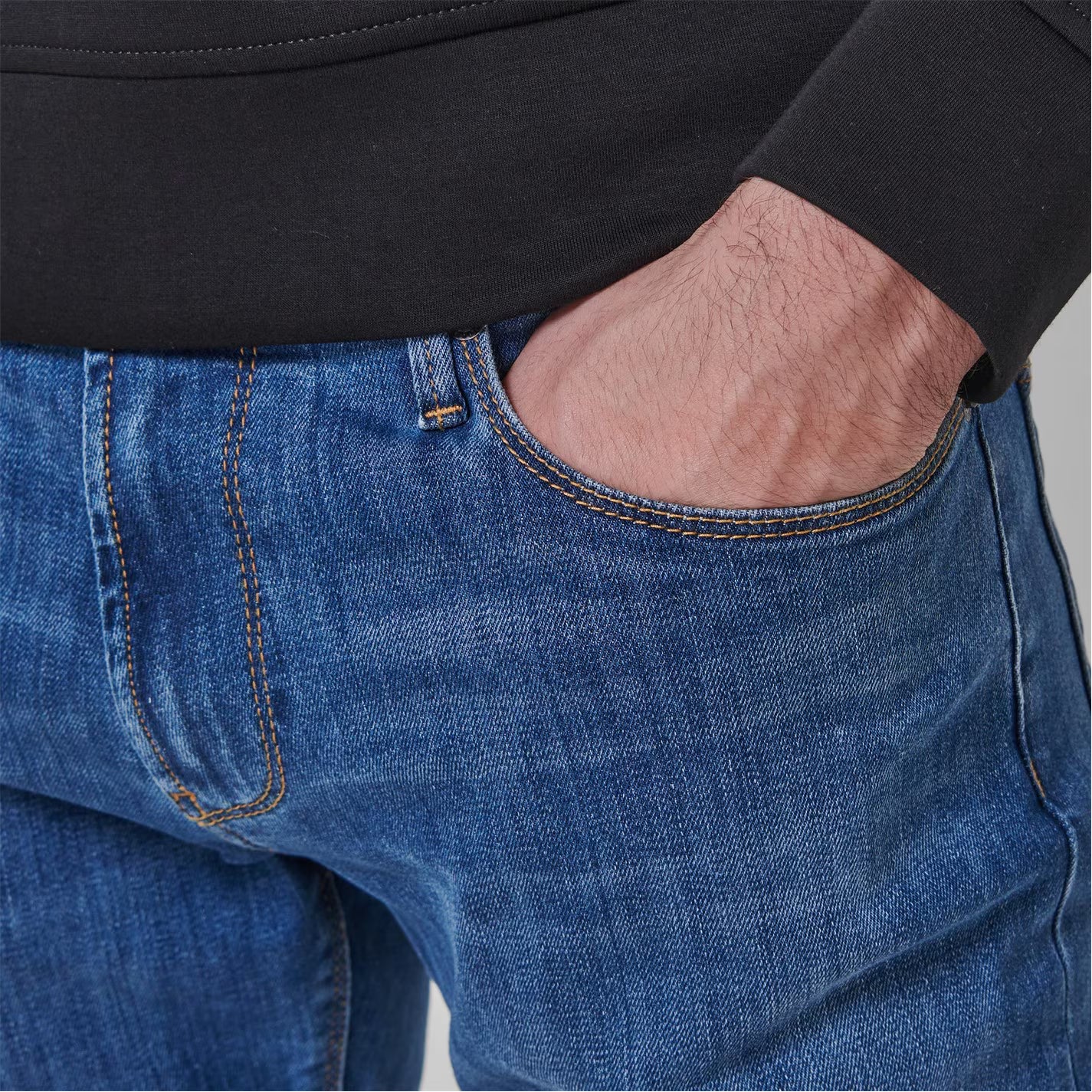 Men's Slim Fit J06 Jeans