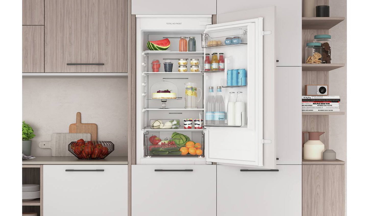 Indesit INC18 T112 UK Fridge Freezer - White