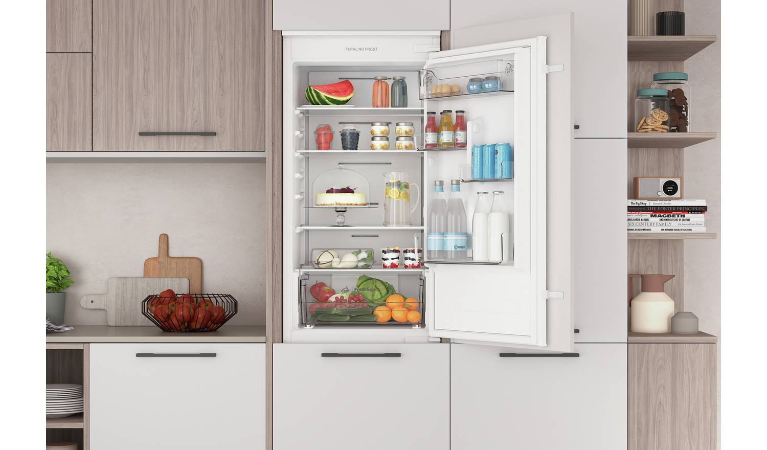 Indesit INC18 T112 UK Fridge Freezer - White