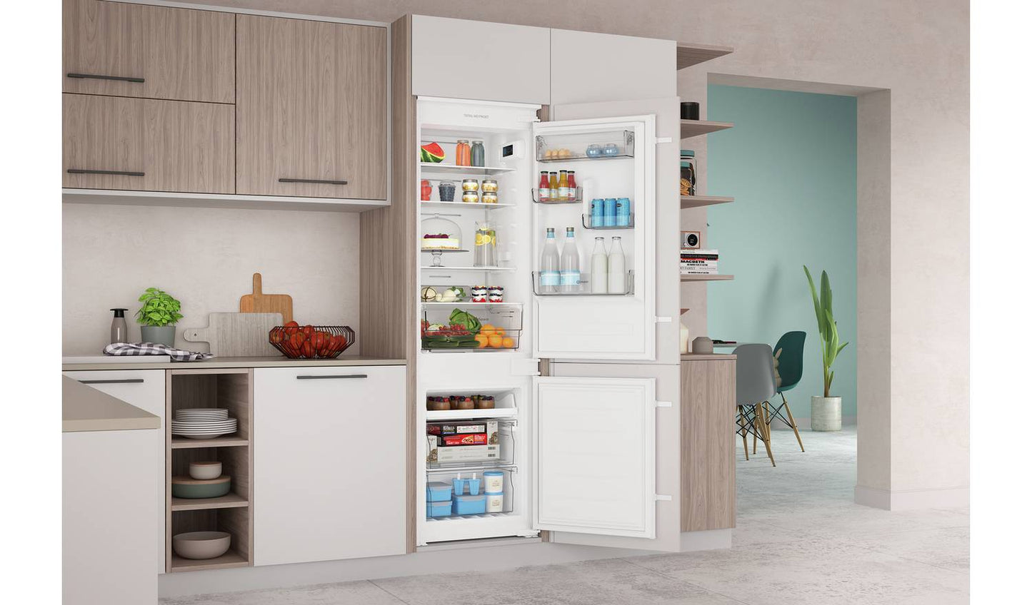 Indesit INC18 T112 UK Fridge Freezer - White