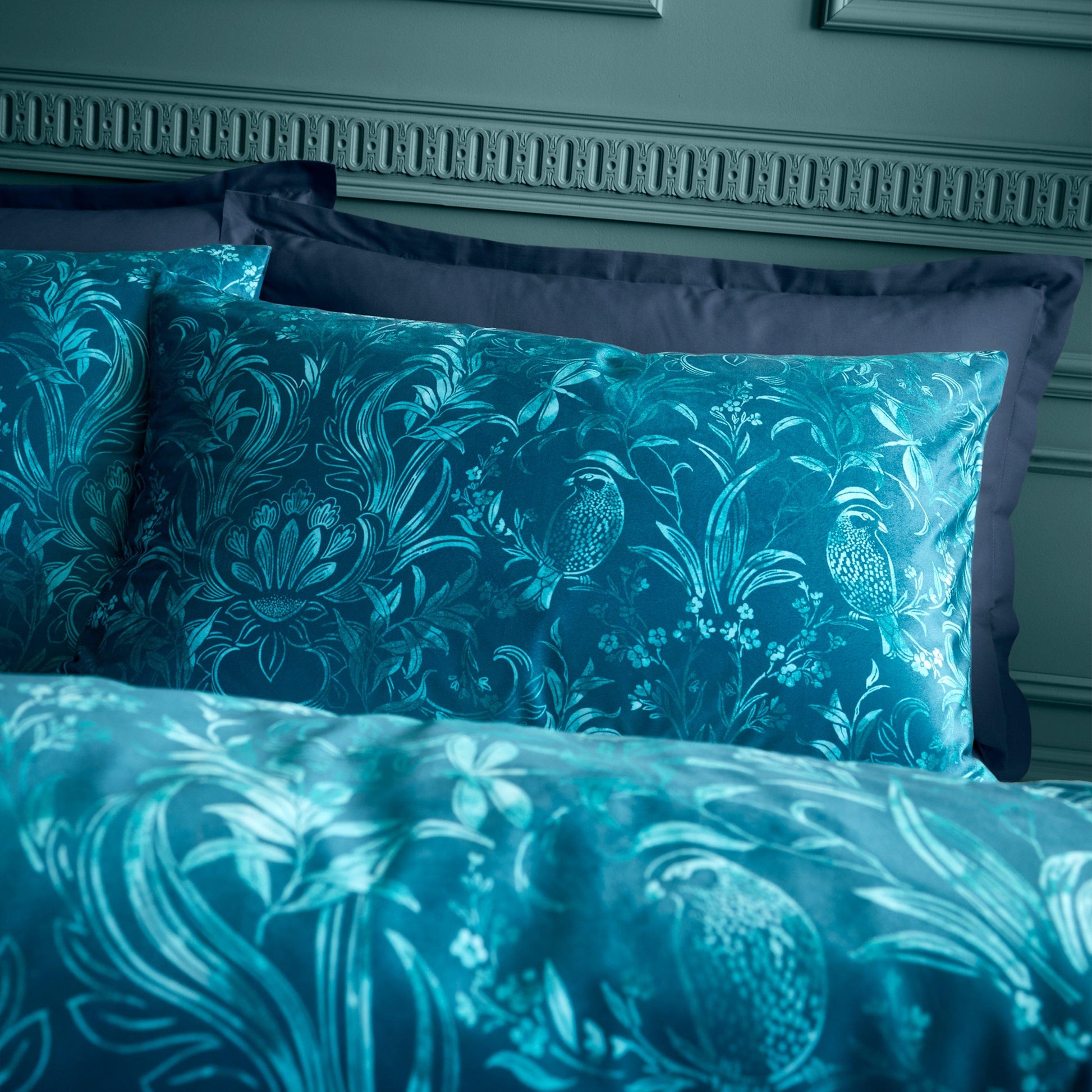 Bridgerton by CL Regal Birds Duvet Cover Set