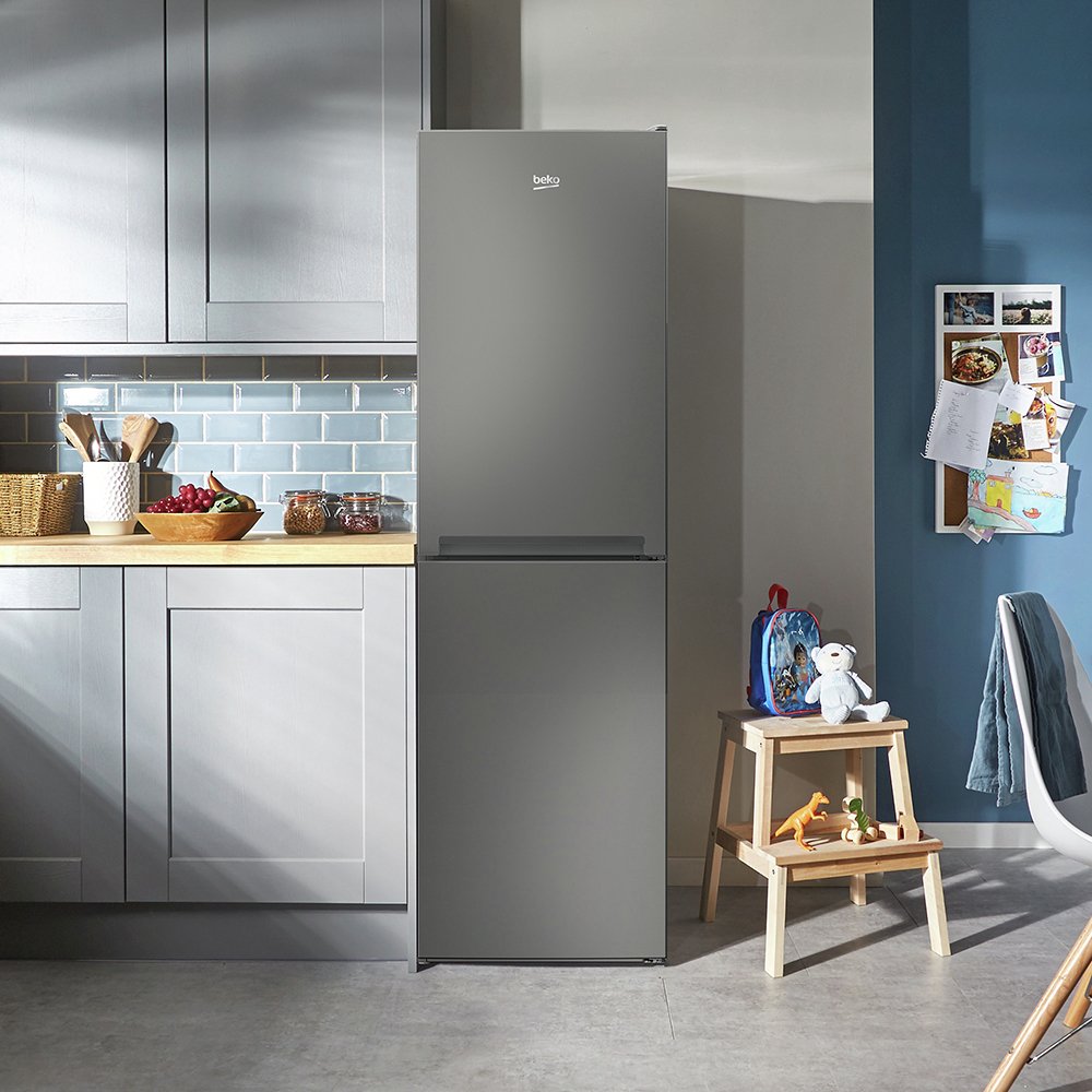 Beko CFG4582S Freestanding Fridge Freezer - Silver