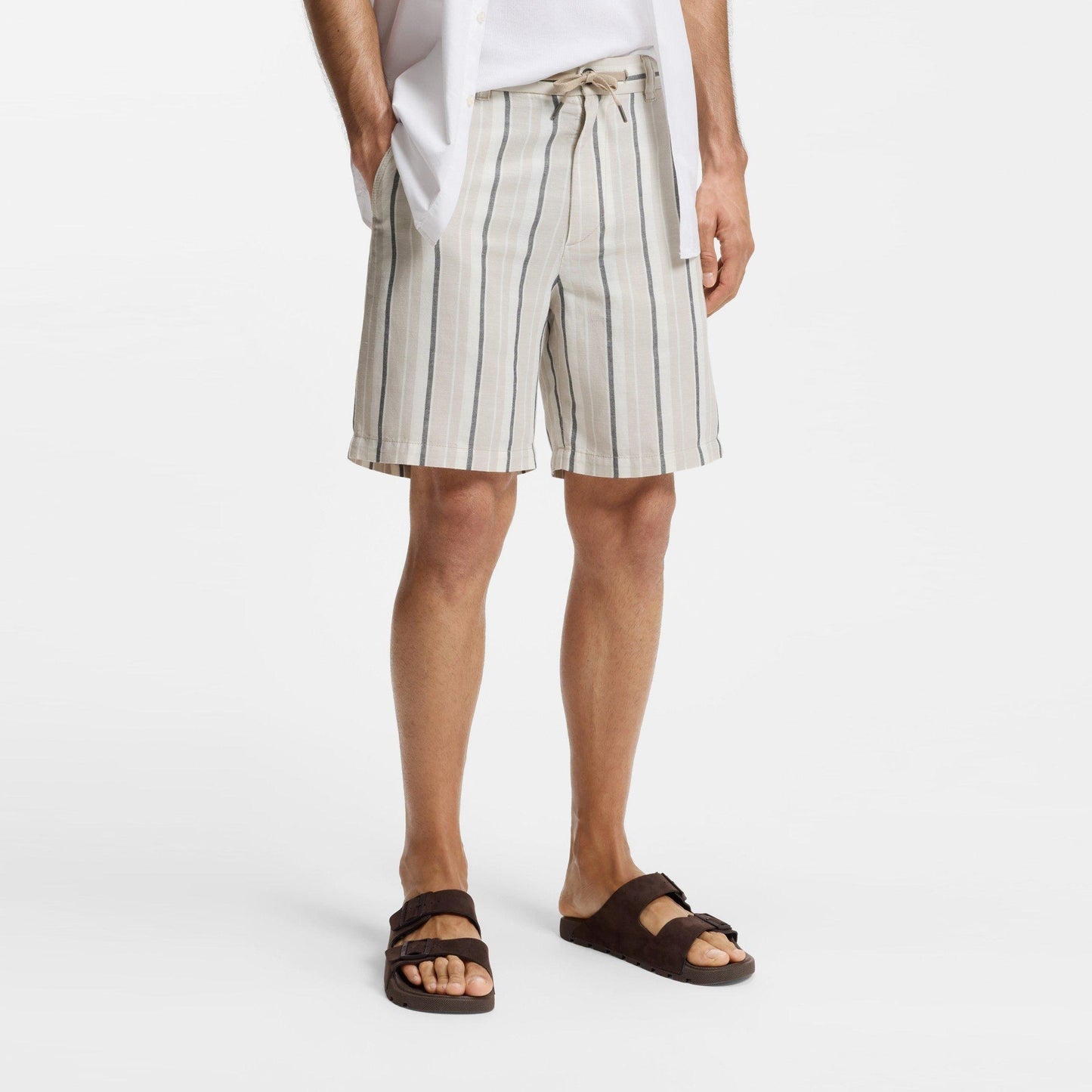 Boss BOSS ORANGE Striped Short in a linen-cotton blend (Ricoplus)