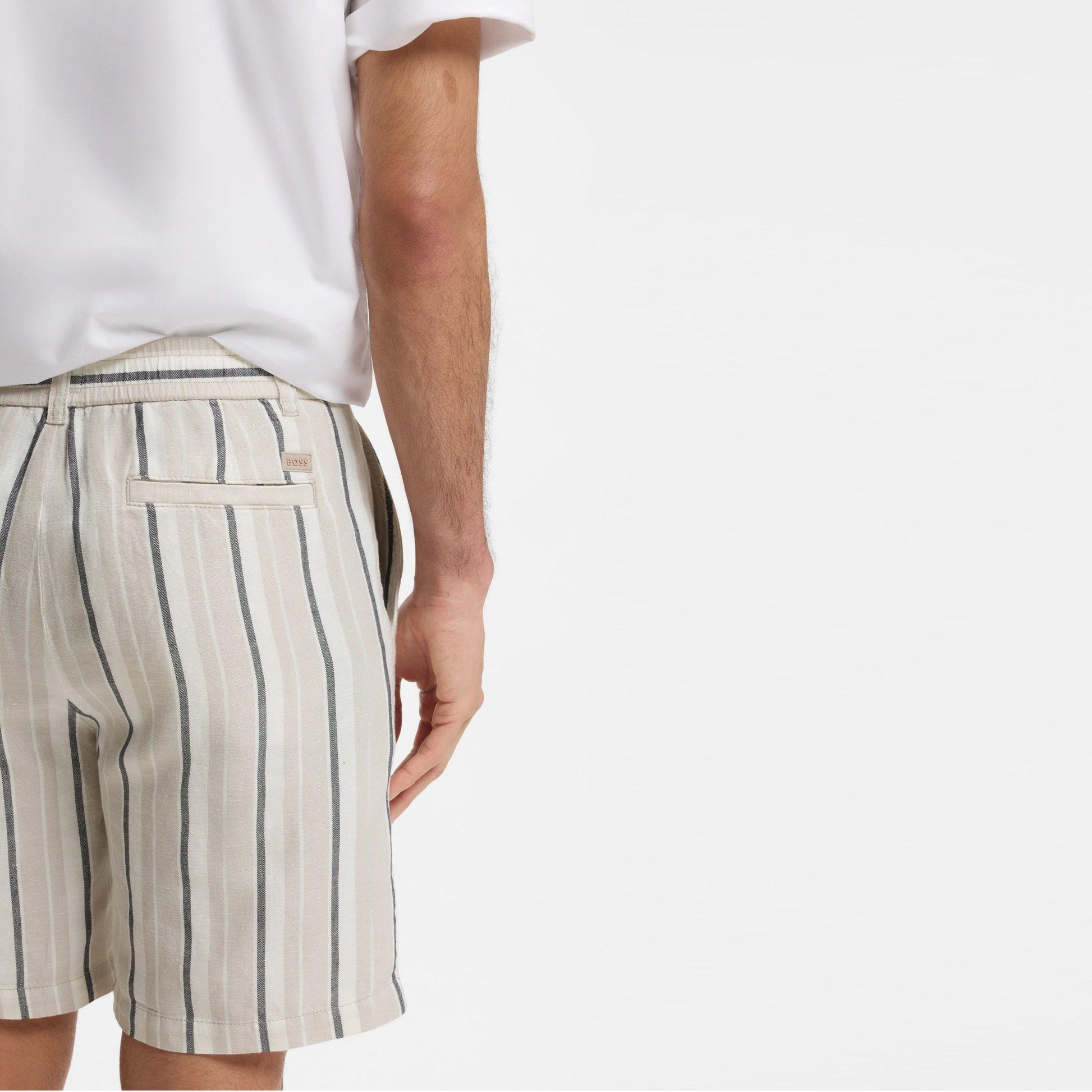 Boss BOSS ORANGE Striped Short in a linen-cotton blend (Ricoplus)