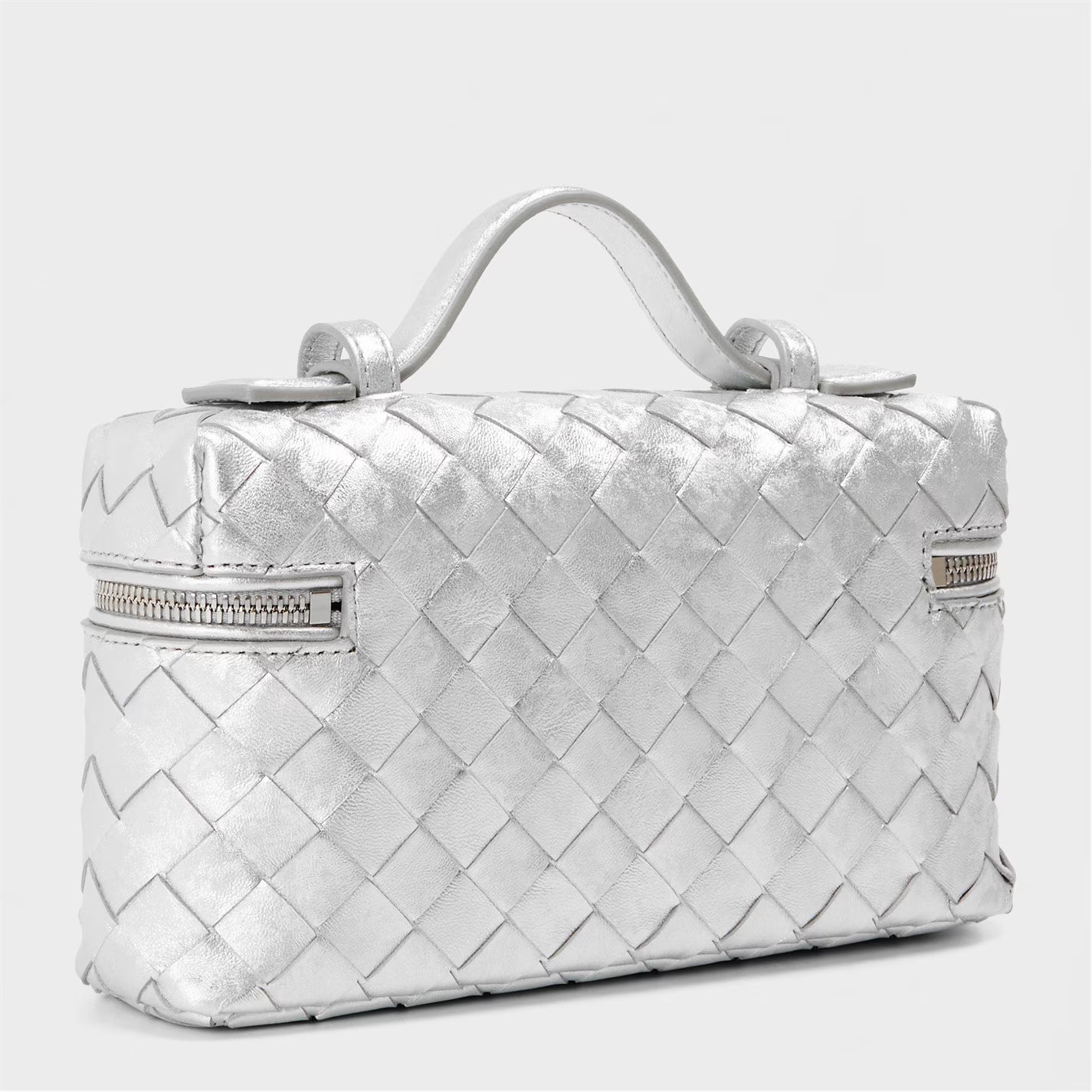 Women's BV Mtl Bang Top Handle Bag