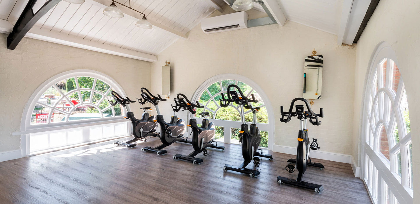 Trent Park — 1 2 3 4 and 5 Bedroom Family Homes — Luxury Town Houses — Apartments — Duplexes — Historic Country Estate — Modern Wellness Amenities — Enfield London — New ✨