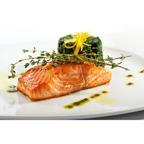 Russell's Salmon Fillets Skin On Mid/Tail Fillets