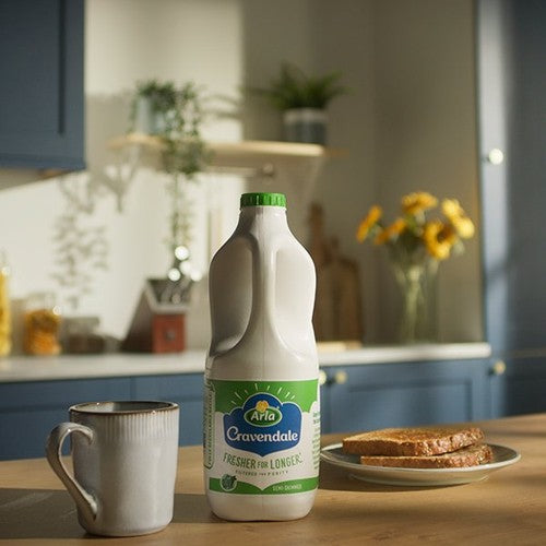 Cravendale Filtered Fresh Whole Milk Fresher for Longer 2L