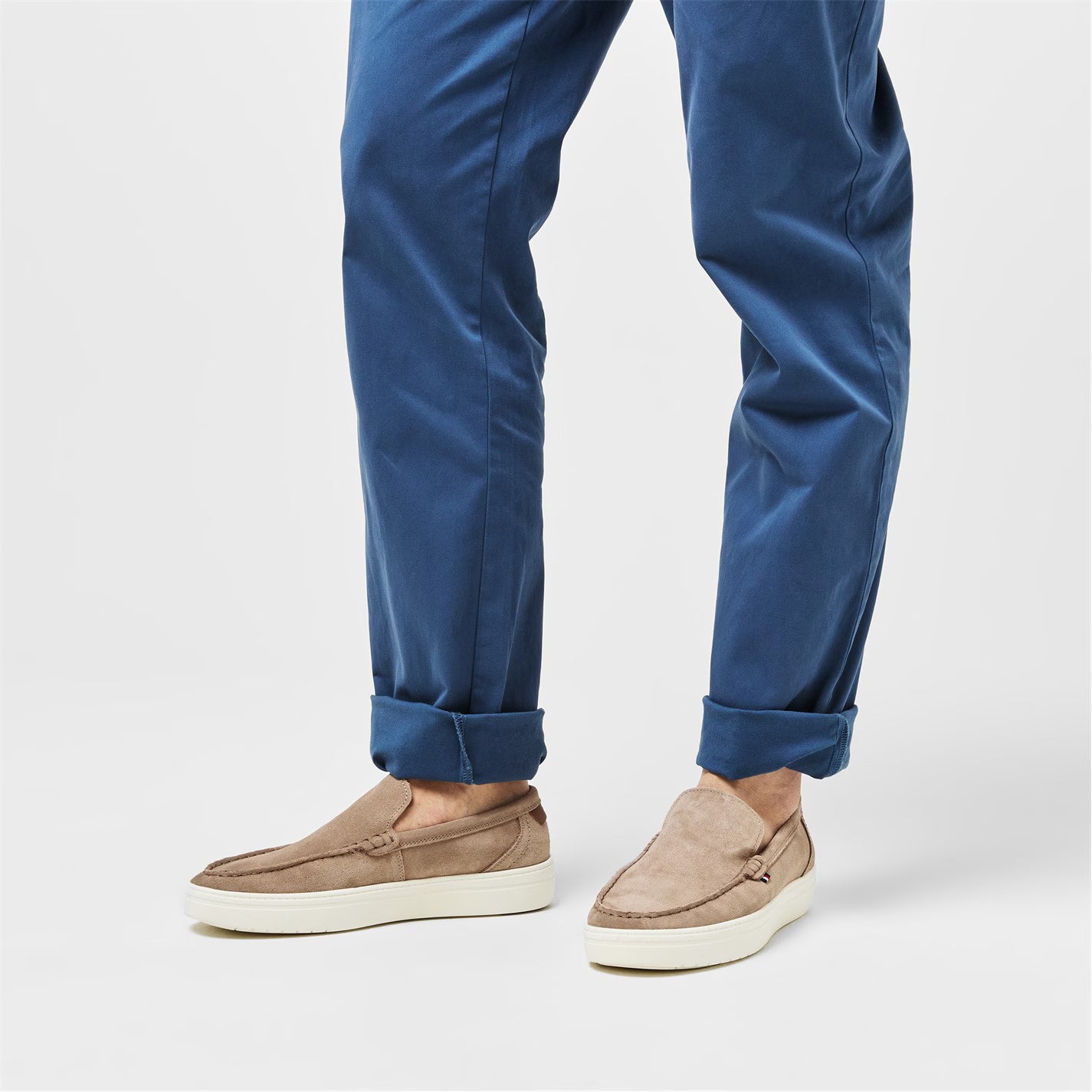 MODERN LIGHT HYBRID SUEDE LOAFER