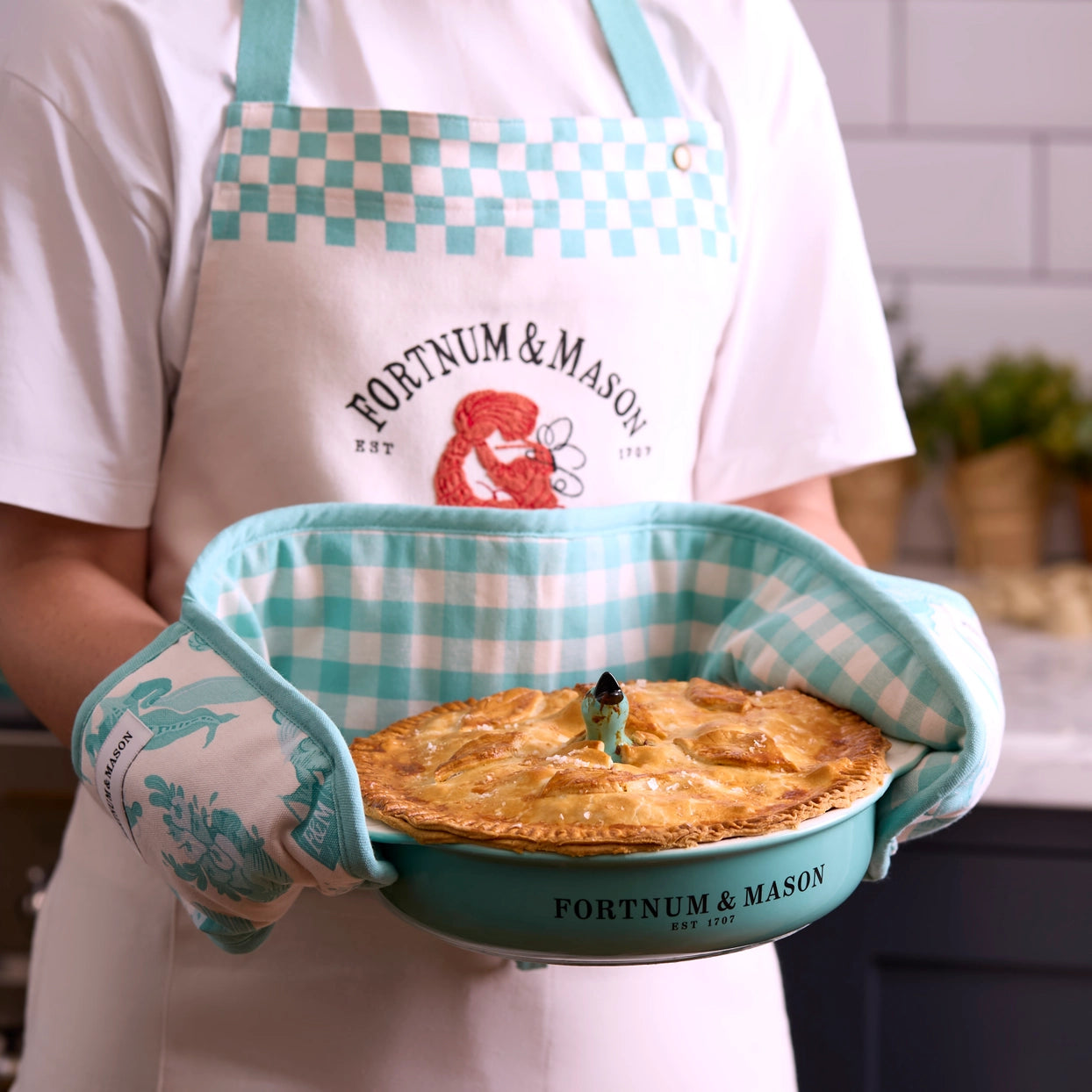 Fortnum's Kitchen Pie Bird Funnel