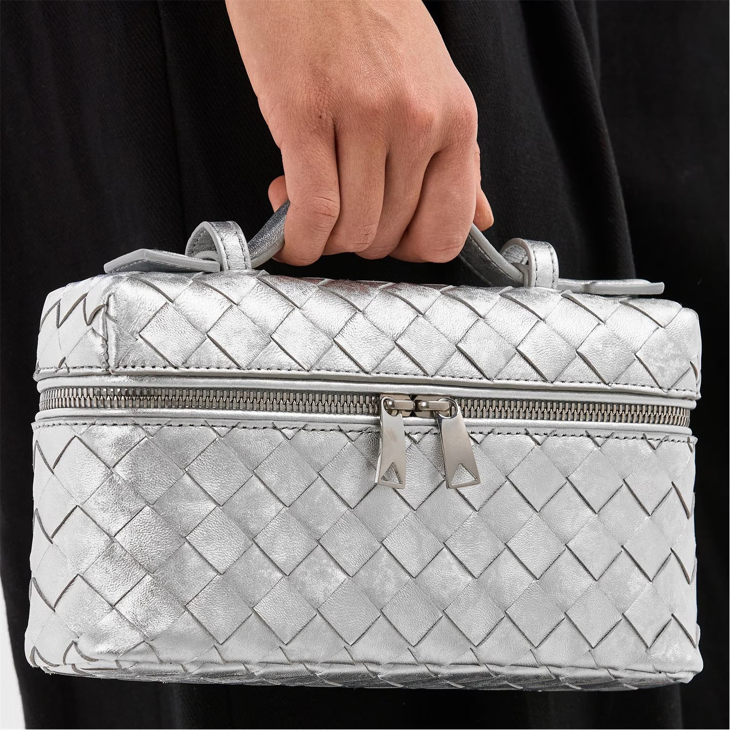 Women's BV Mtl Bang Top Handle Bag