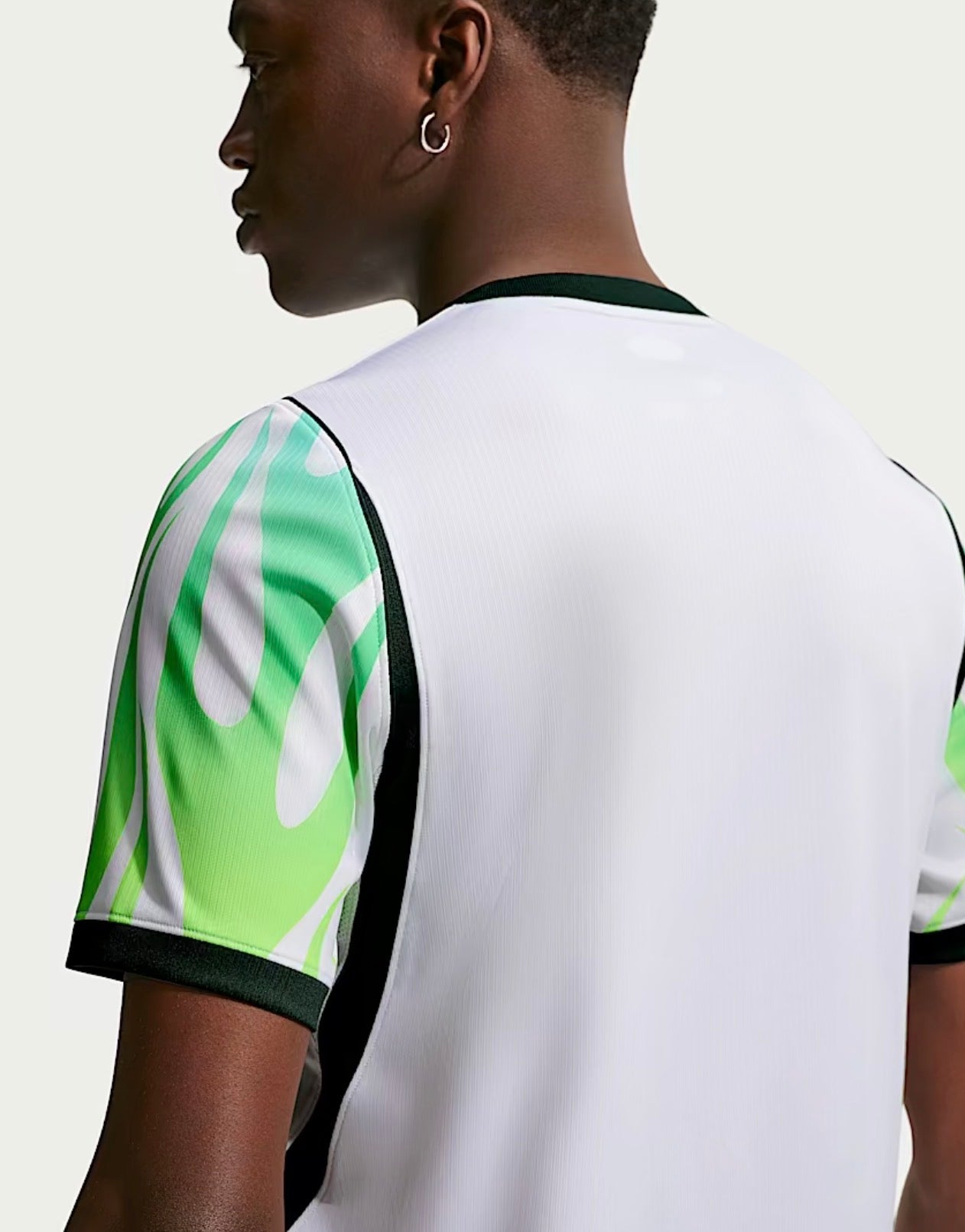Nigeria 2026 Stadium Away
Men's Nike Dri-FIT Football Replica Shirt