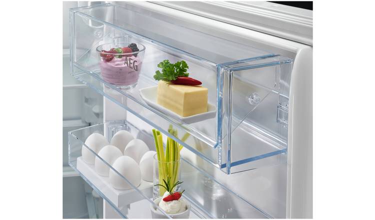 AEG OSC6N181ES Integrated Fridge Freezer - White