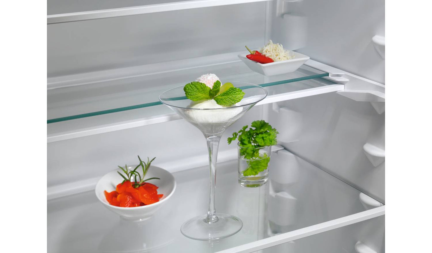 AEG OSC6T185ES Integrated Fridge Freezer - White