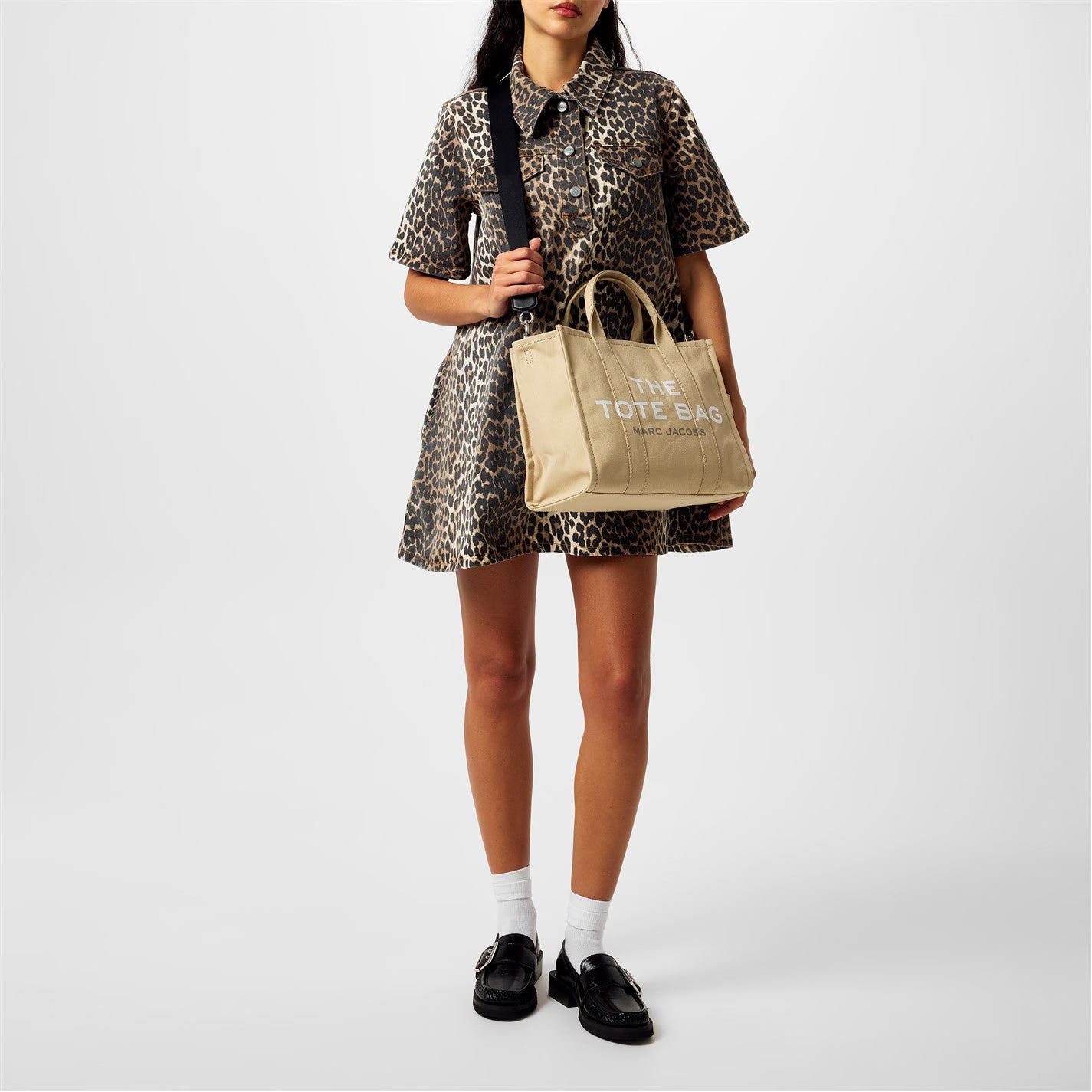 Medium Tote Bag