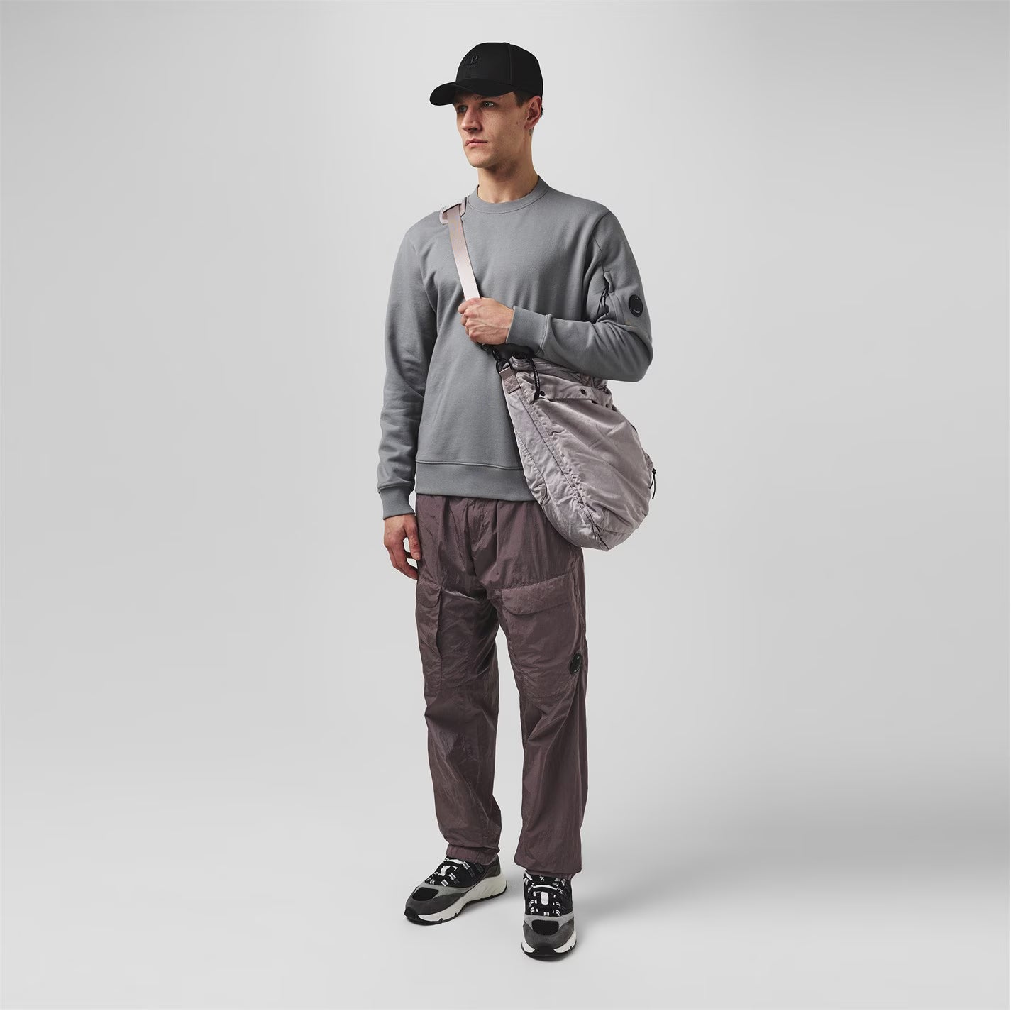 Men's Lens Crew-neck Sweatshirt