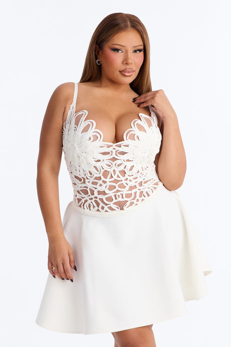 Monique Bandage Mermaid Mini Dress - White