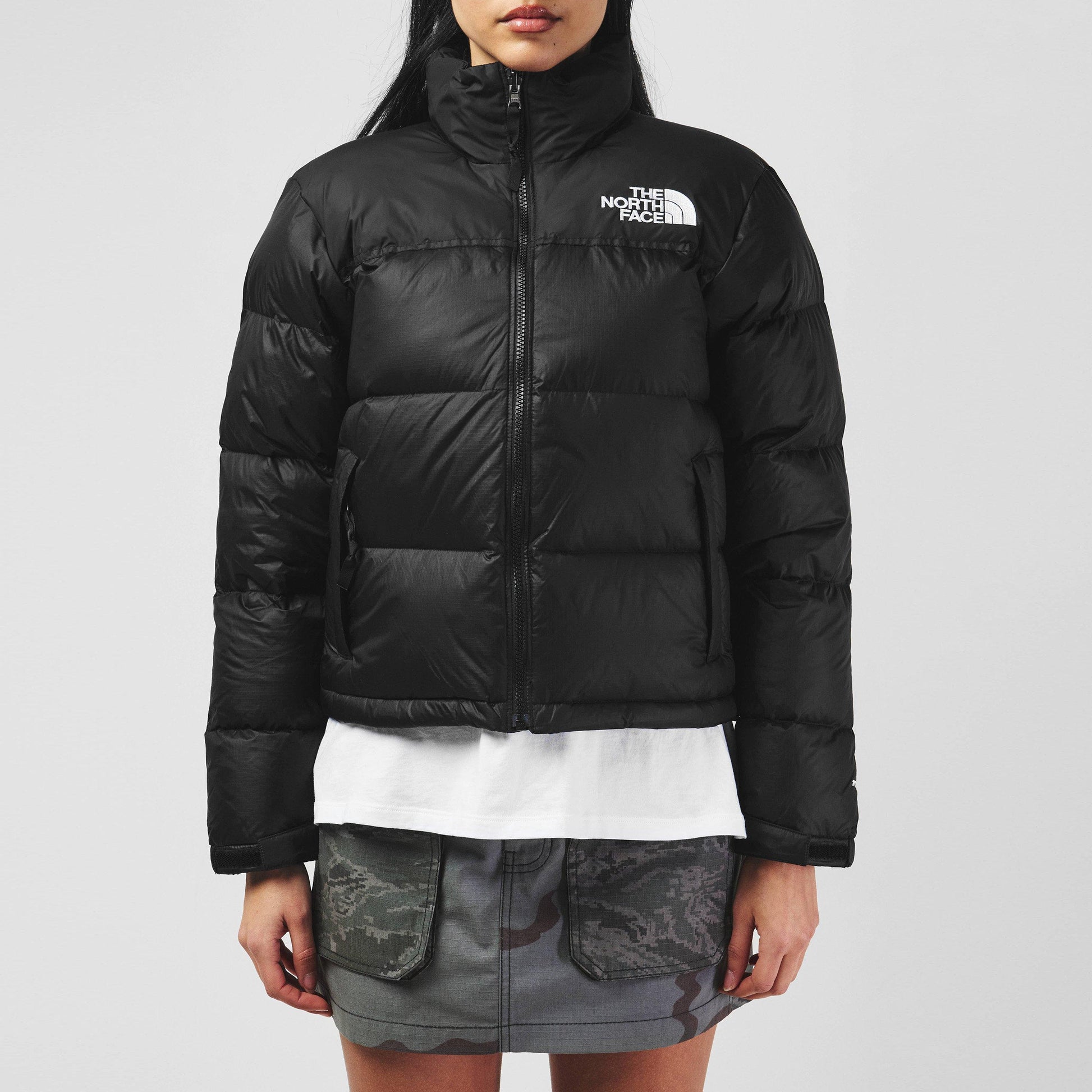 The North Face Womens 1996 Retro Nuptse Water Resistant Goose Down Short Puffer Jacket