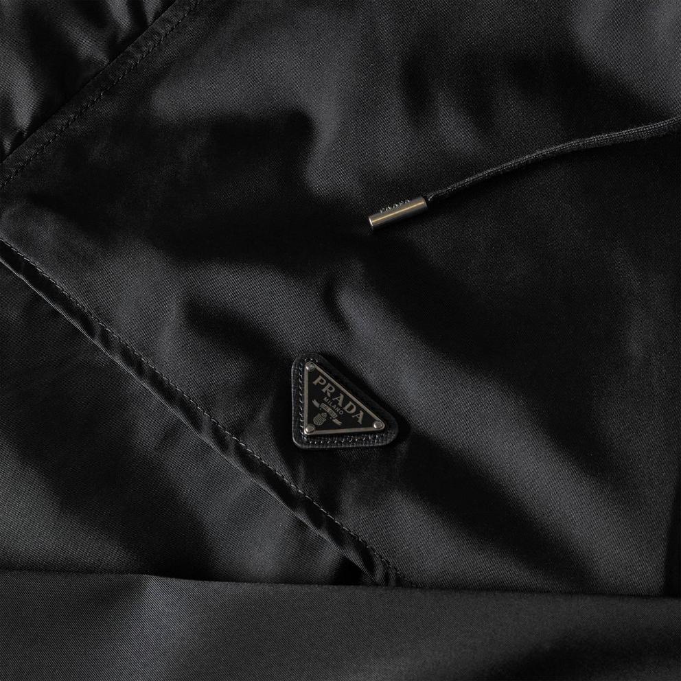 Prada Prada Hooded/Cllr Jk Sn64
