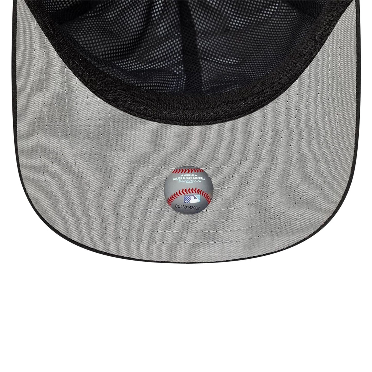 Chicago White Sox MLB Gore-Tex Black 9SEVENTY Stretch Snap Adjustable Cap
