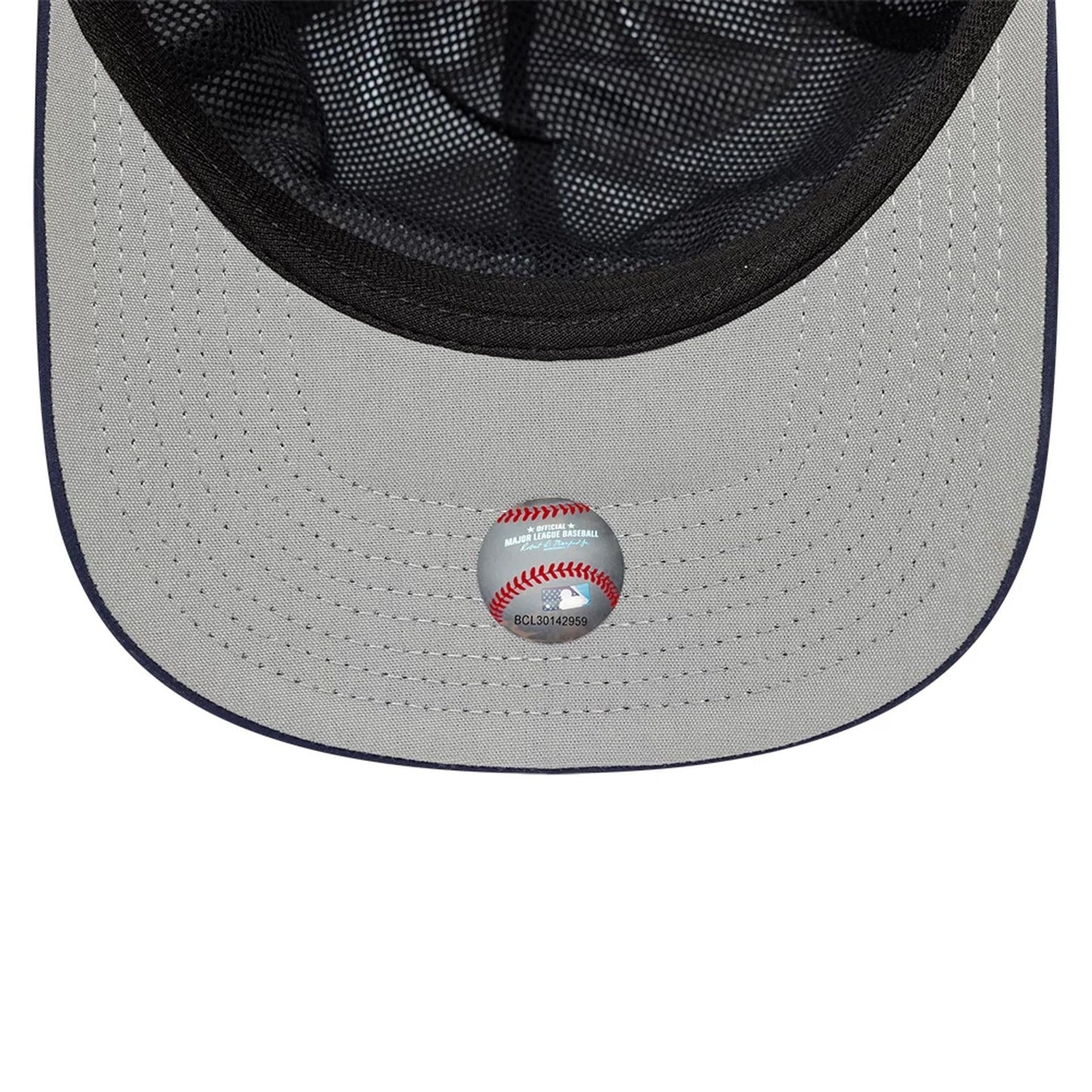 New York Yankees MLB Gore-Tex Navy 9SEVENTY Stretch Snap Adjustable Cap