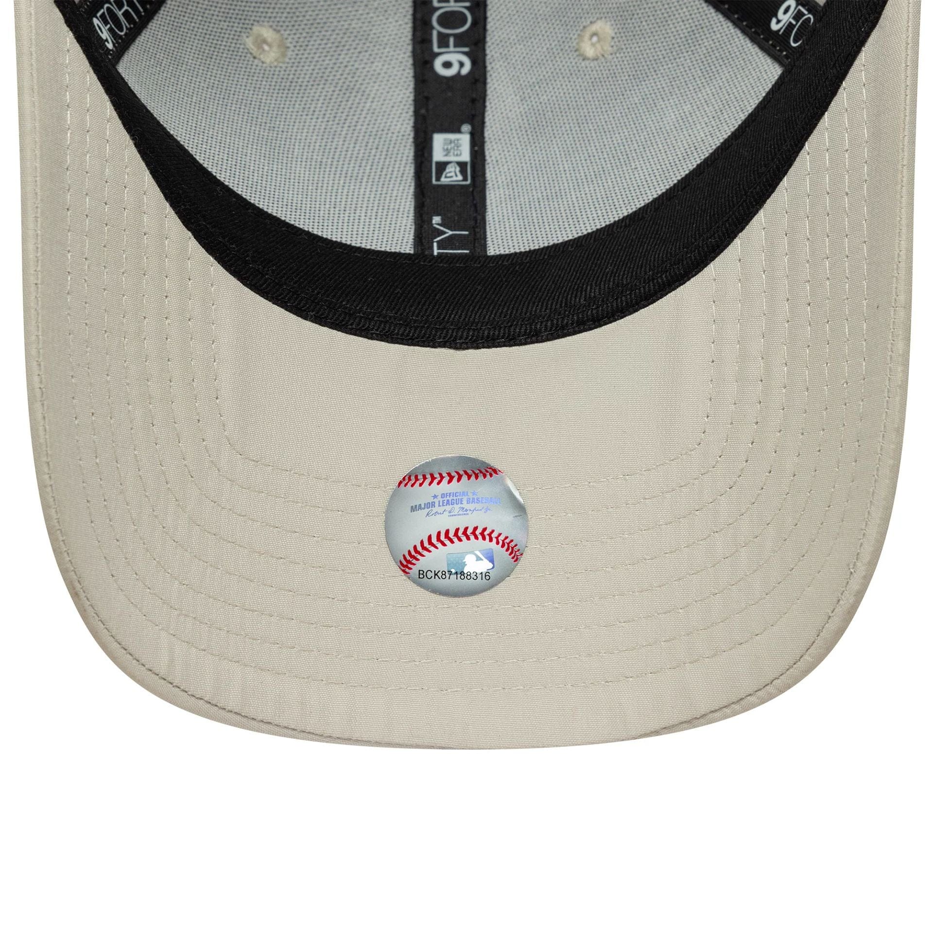 New York Yankees Womens MLB Flawless Light Beige 9FORTY Cap