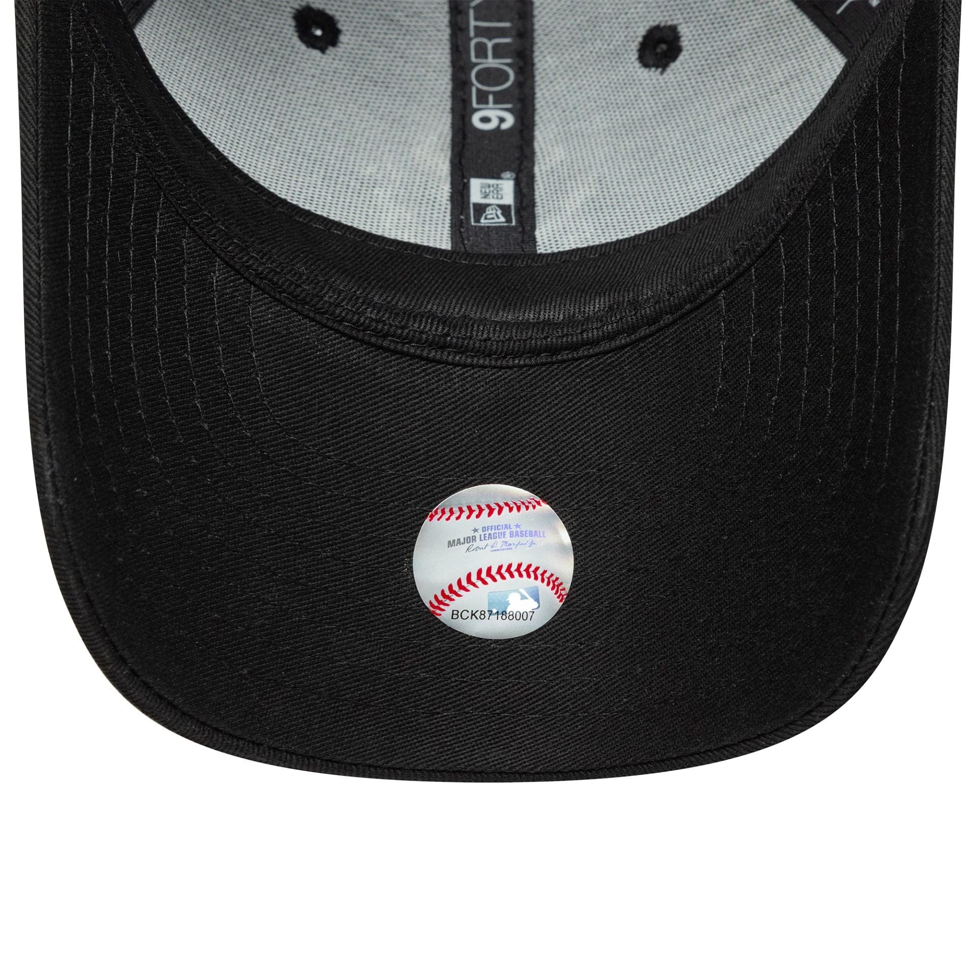 New York Yankees Youth MLB Animal Infill Black 9FORTY Cap