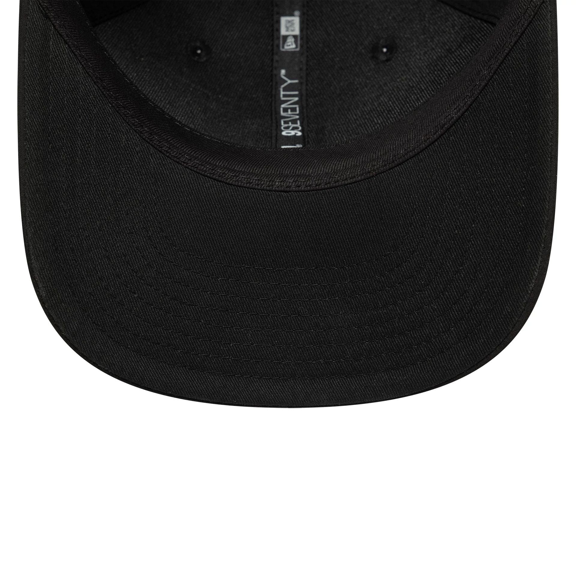 New Era Technical Black 9SEVENTY Stretch Snap Adjustable Cap