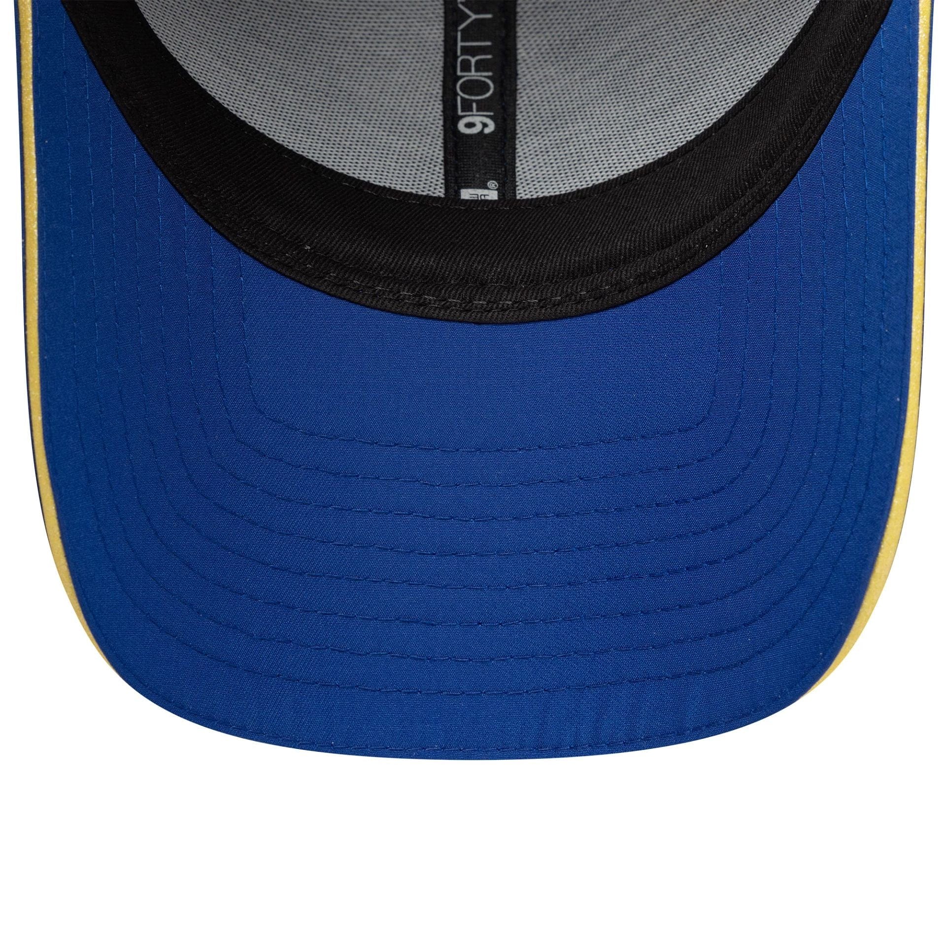Chelsea FC Lion Crest Retro Blue 9FORTY Cap