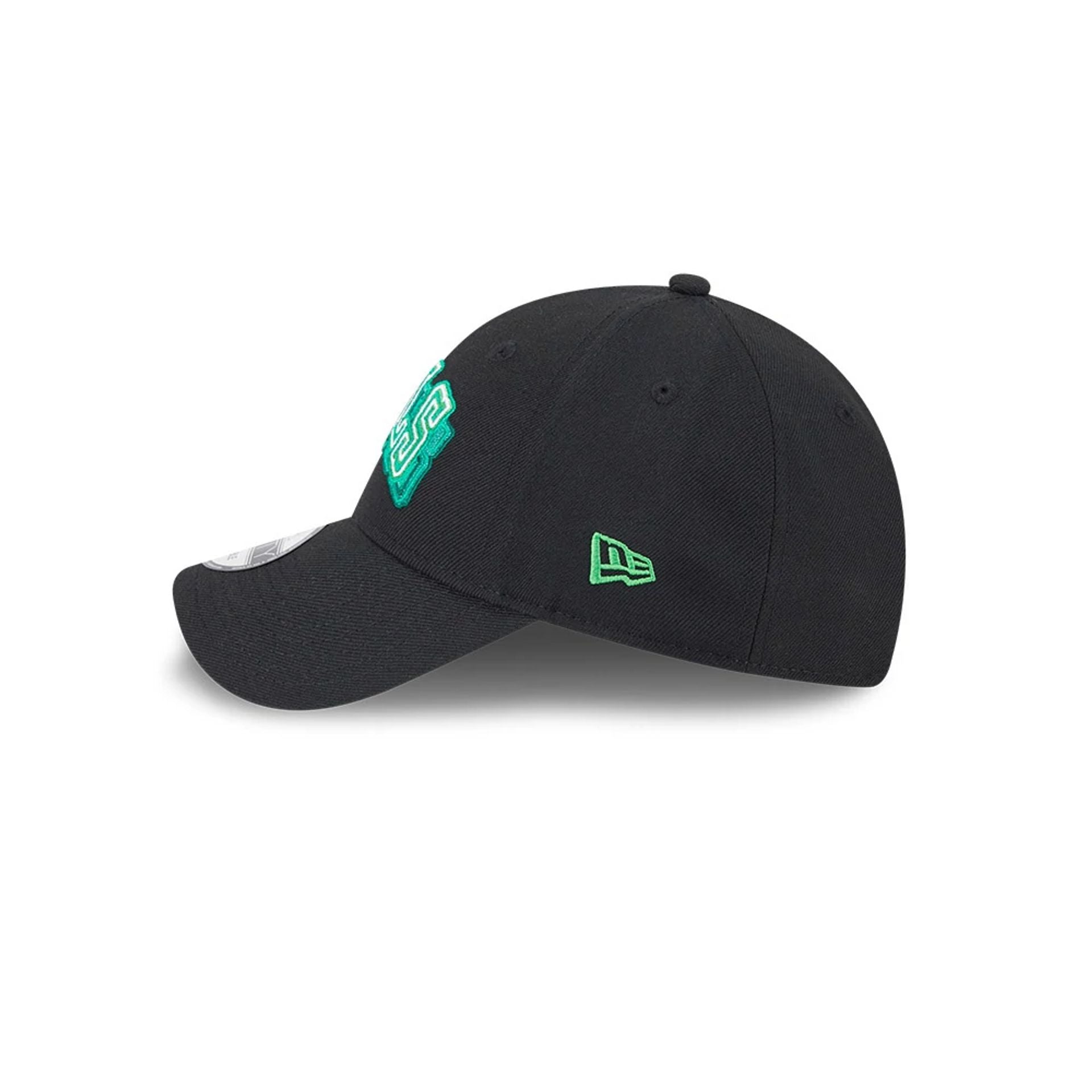 Chicago Bulls NBA Neon Black 9FORTY Adjustable Cap