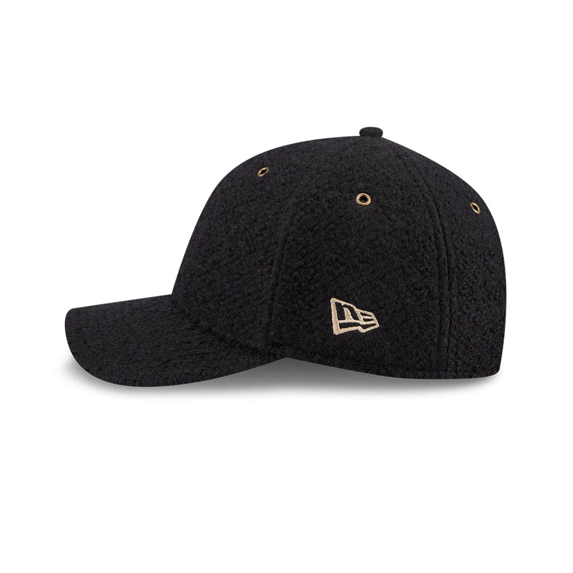 New Era Brushed Fleece Black 9FORTY M-Crown Adjustable Cap