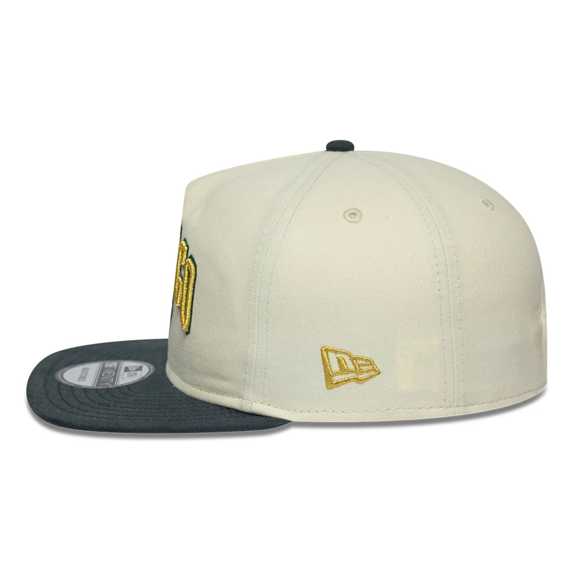 Chicago Bulls NBA Metallic Logo Cream 19TWENTY Adjustable Cap
