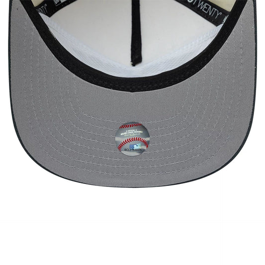New York Yankees MLB Metallic Logo Cream 19TWENTY Adjustable Cap